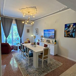 Ac Gold B&B Boutique Rooms & Suite